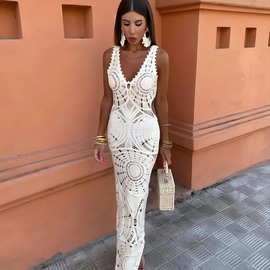 Alaya | Flowing Maxi Dress